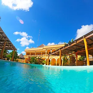 hotel-hacienda-scarlette.tulum-hotels.net/