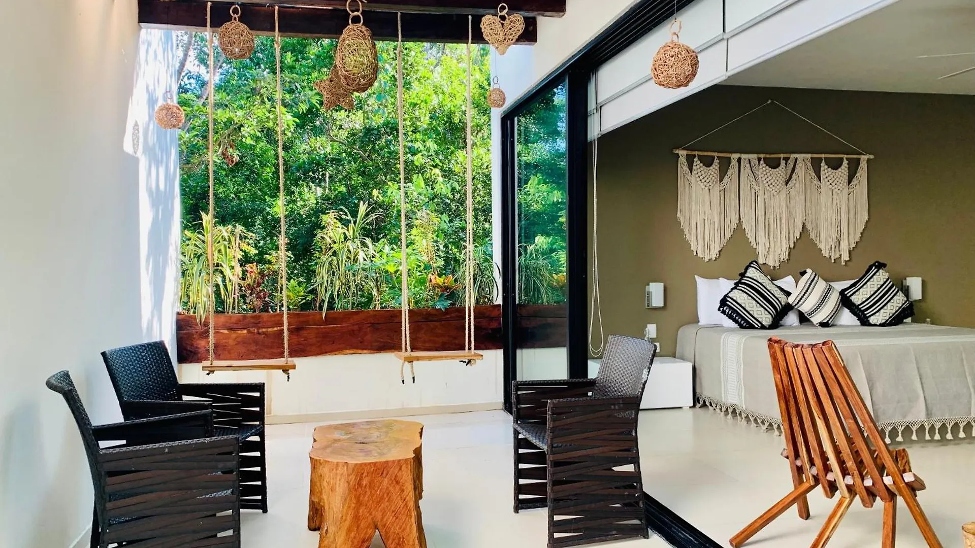 Orchid House Tulum Jungle Hotel